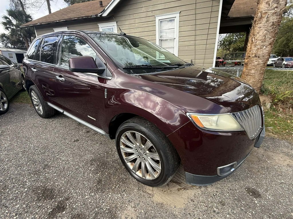 2011 Lincoln MKX - $3,819