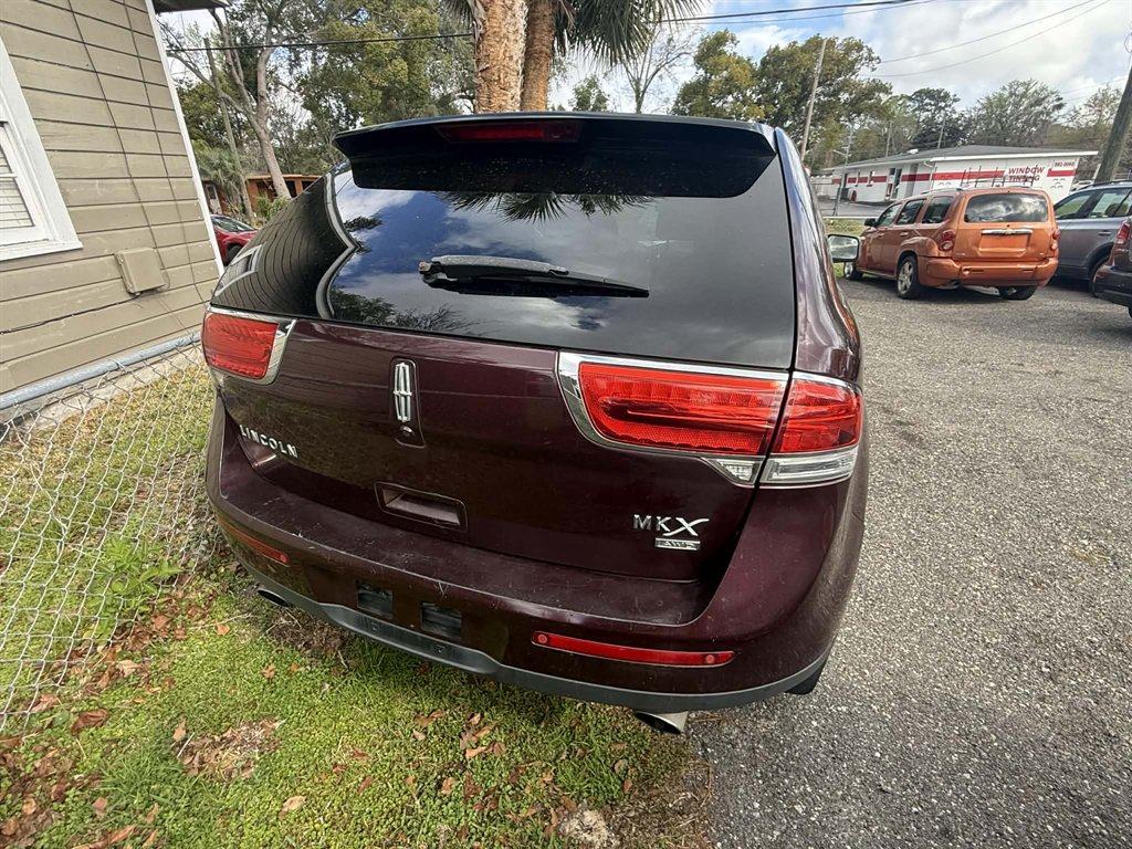 2011 Lincoln MKX - $3,819