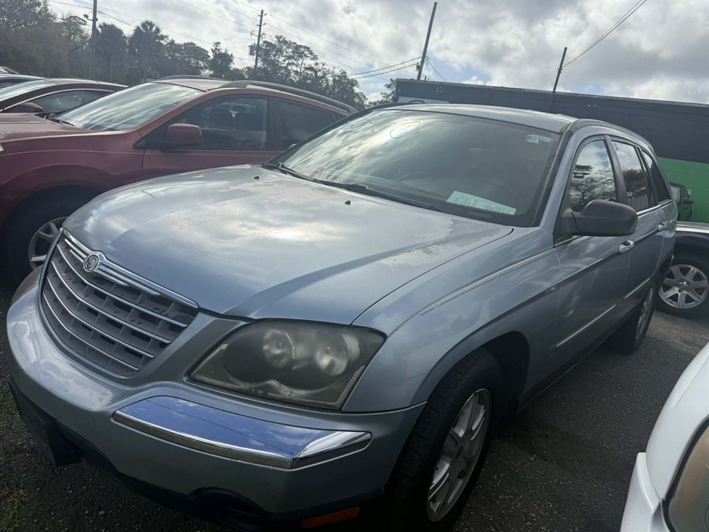 2005 Chrysler Town & Country - $3,588