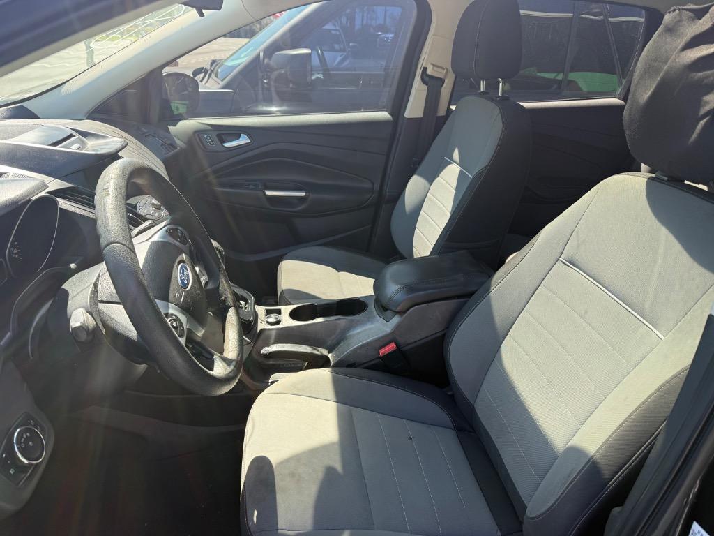 2014 Ford Escape - $4,065