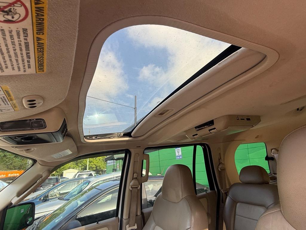 2005 Ford Expedition - $2,950