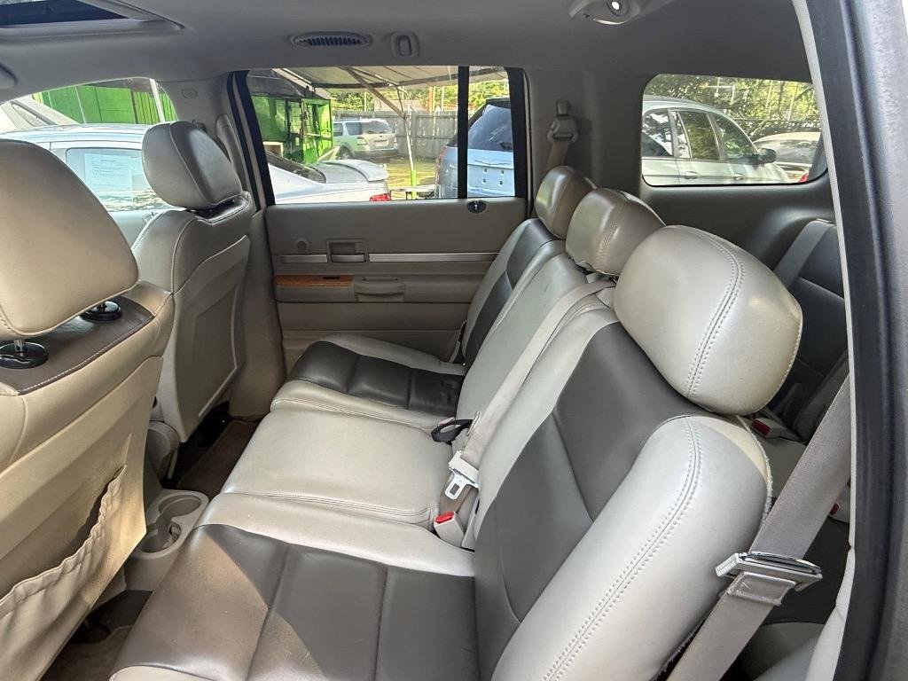 2008 Chrysler Aspen - $3,950