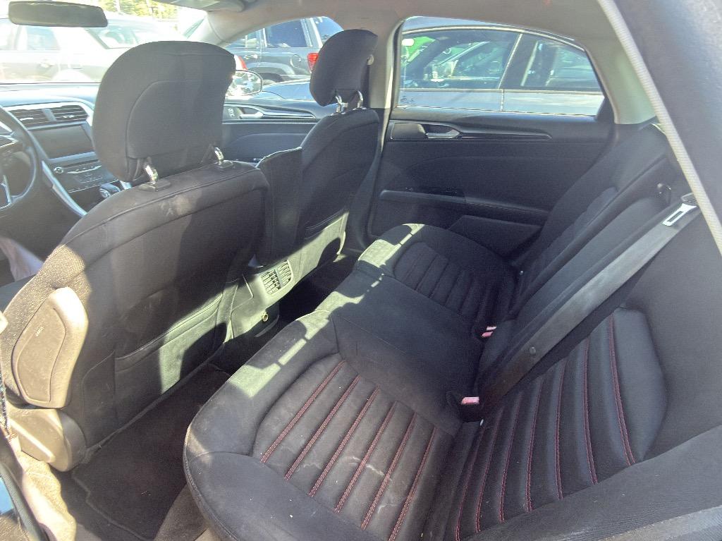 2013 Ford Fusion - $4,135