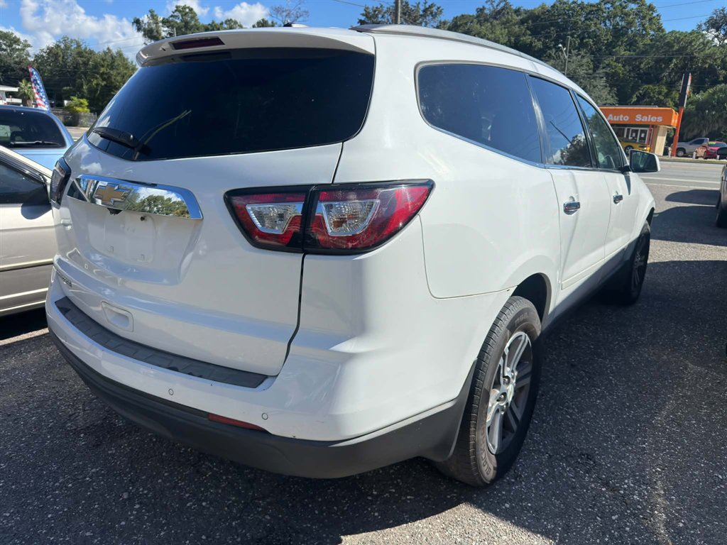 2017 Chevrolet Traverse - $3,950