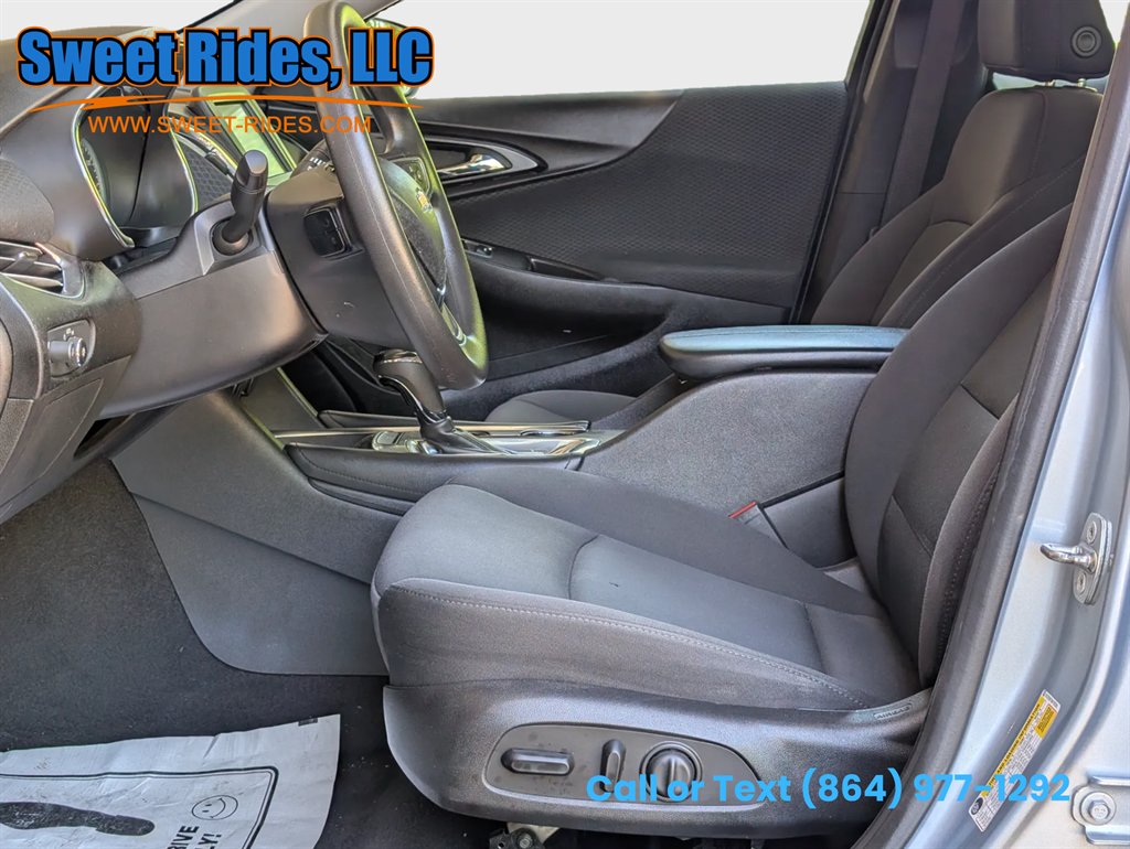2017 Chevrolet Malibu - $9,995