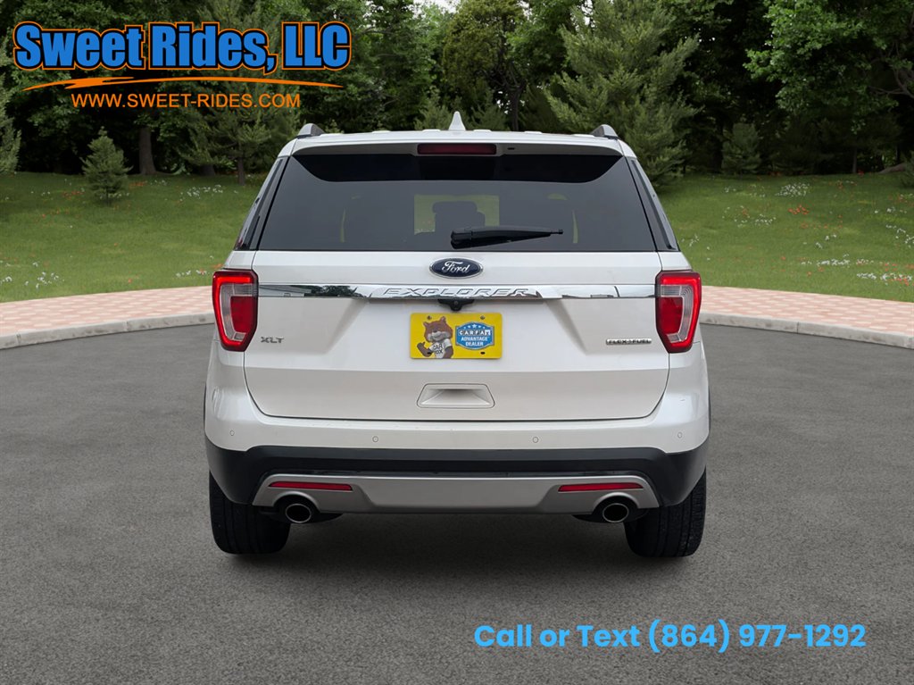 2016 Ford Explorer - $10,995
