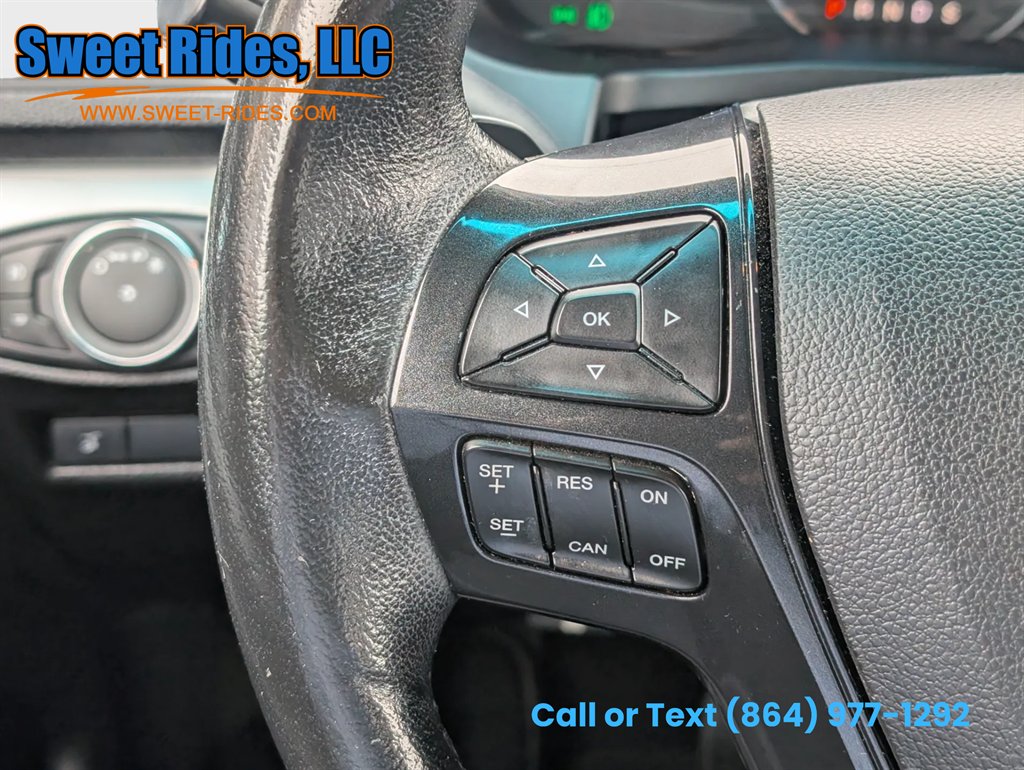 2016 Ford Explorer - $10,995