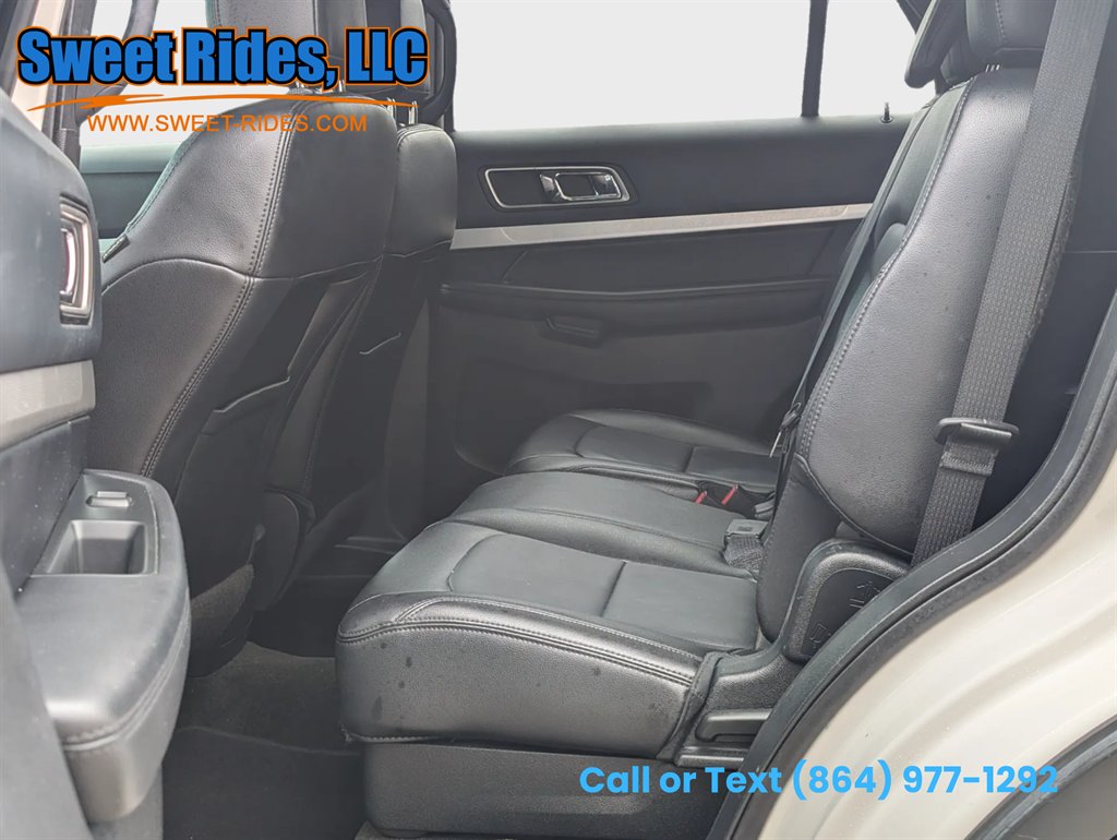 2016 Ford Explorer - $10,995