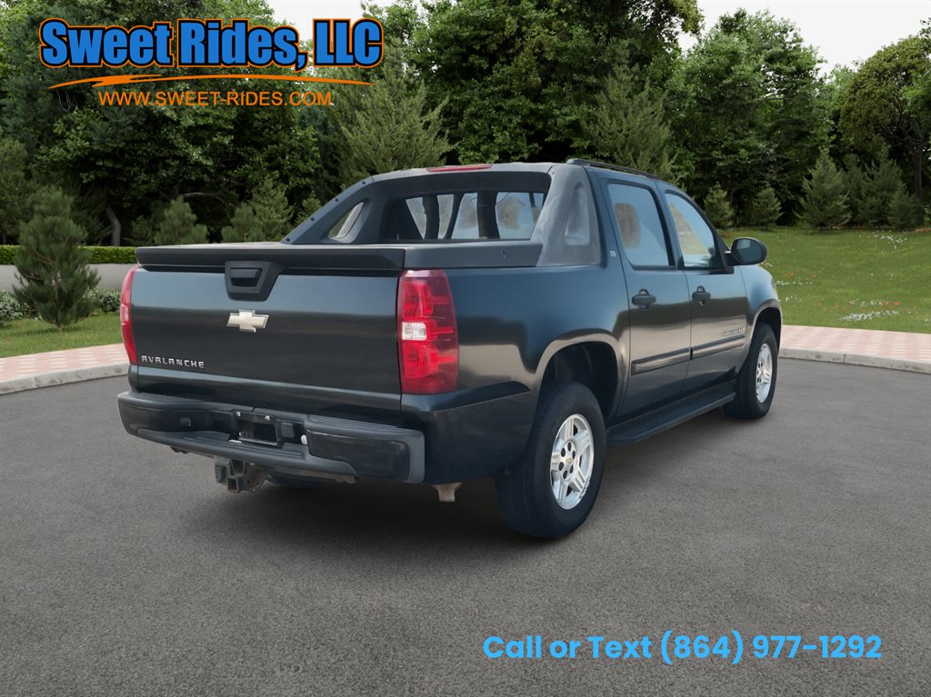 2008 Chevrolet Avalanche - $12,500