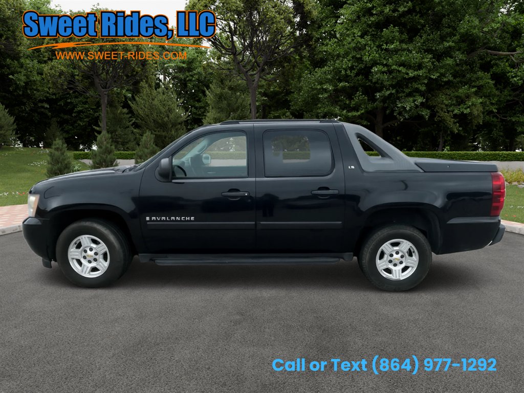 2008 Chevrolet Avalanche - $12,500