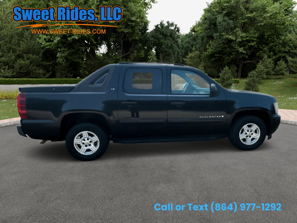 2008 Chevrolet Avalanche - $12,500