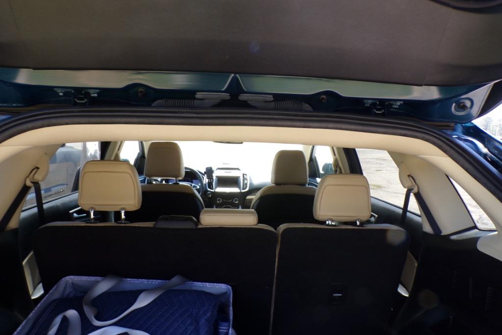 2020 Ford Edge SEL photo