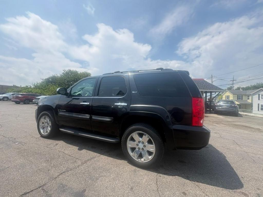 2009 GMC Yukon - $7,900