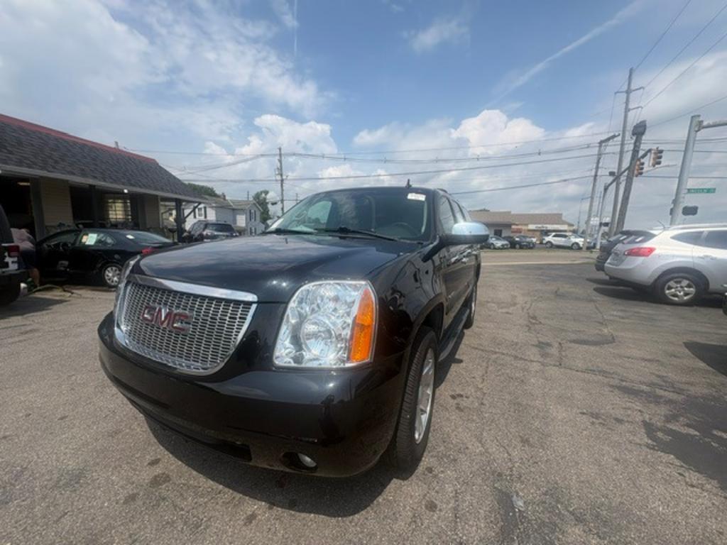 2009 GMC Yukon - $7,900