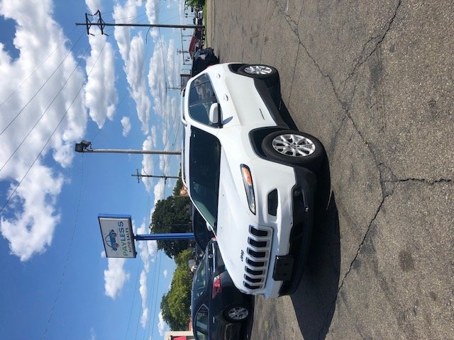 2015 Jeep Cherokee - $3,500