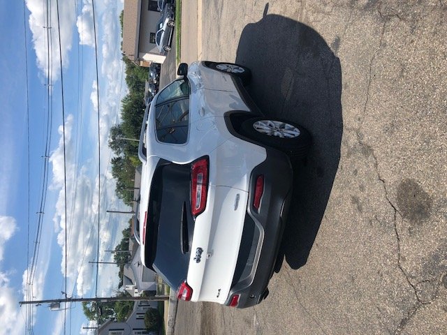 2015 Jeep Cherokee - $3,500