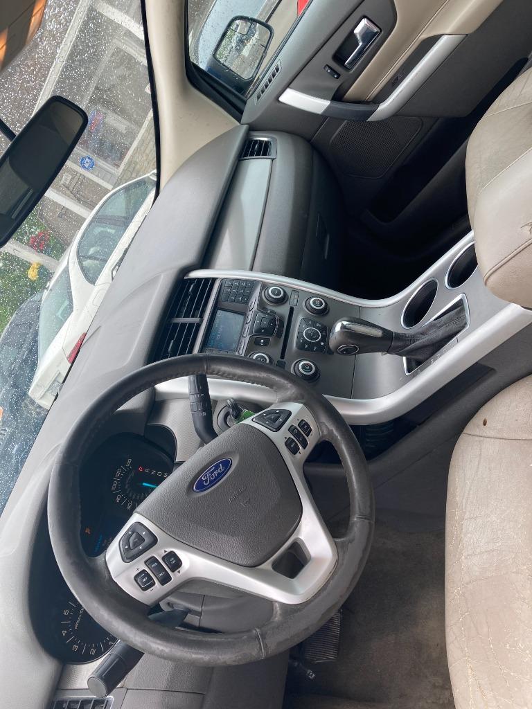 2012 Ford Edge SEL photo