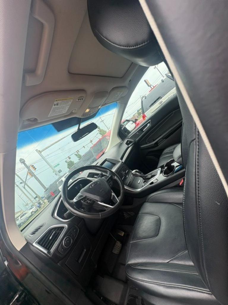 2015 Ford Edge - $7,500
