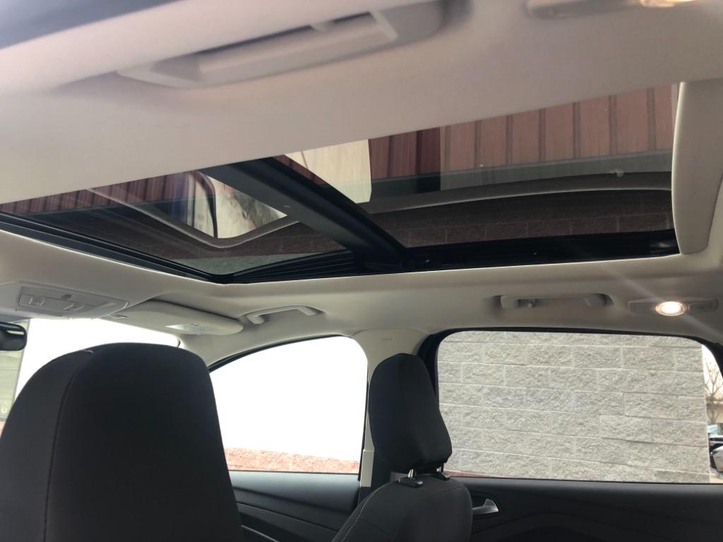 2018 Ford Escape SE photo