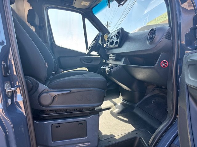 2019 Mercedes-Benz Sprinter 2500 High Roof photo