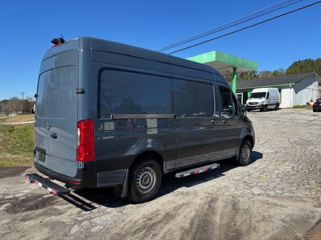 2019 Mercedes-Benz Sprinter 2500 High Roof photo
