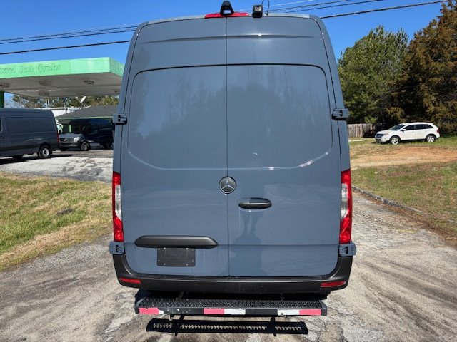 2019 Mercedes-Benz Sprinter 2500 High Roof photo