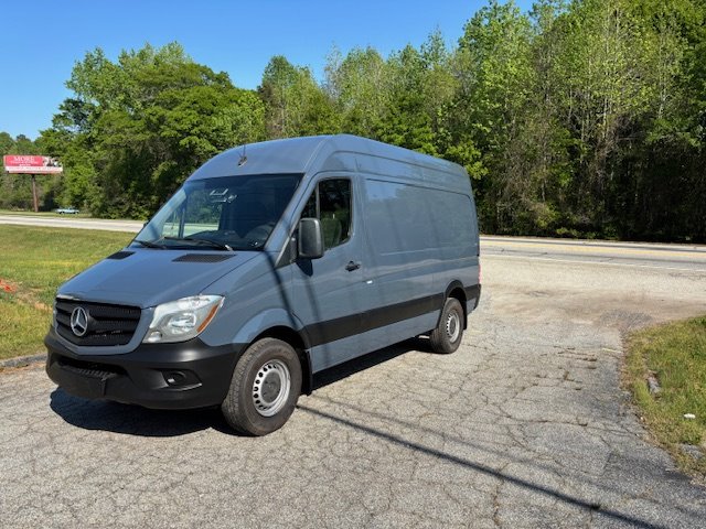 2018 Mercedes-Benz Sprinter 2500 High Roof photo