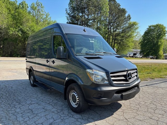 2018 Mercedes-Benz Sprinter 2500 High Roof photo