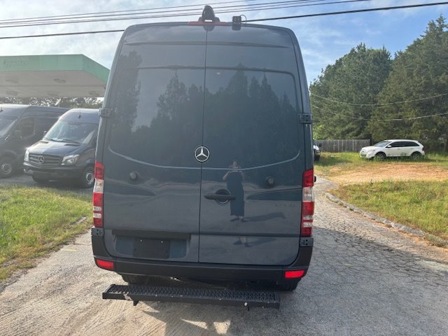 2018 Mercedes-Benz Sprinter 2500 High Roof photo