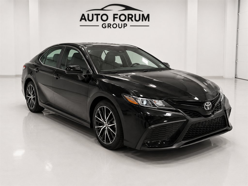 2021 Toyota Camry - $15,999