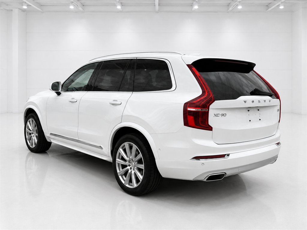 2018 Volvo XC90 - $15,999