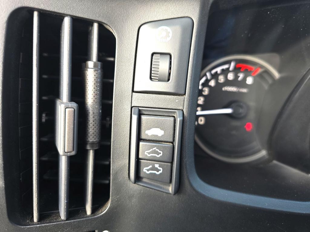 2014 Honda Ridgeline - $22,995