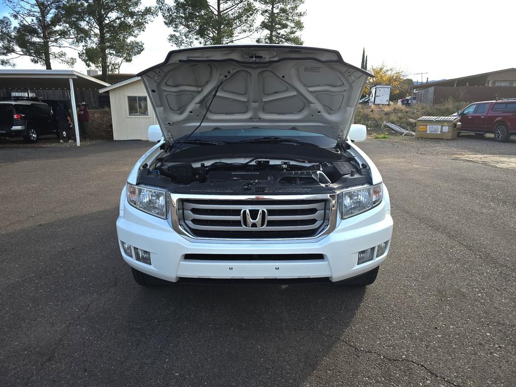 2014 Honda Ridgeline - $22,995