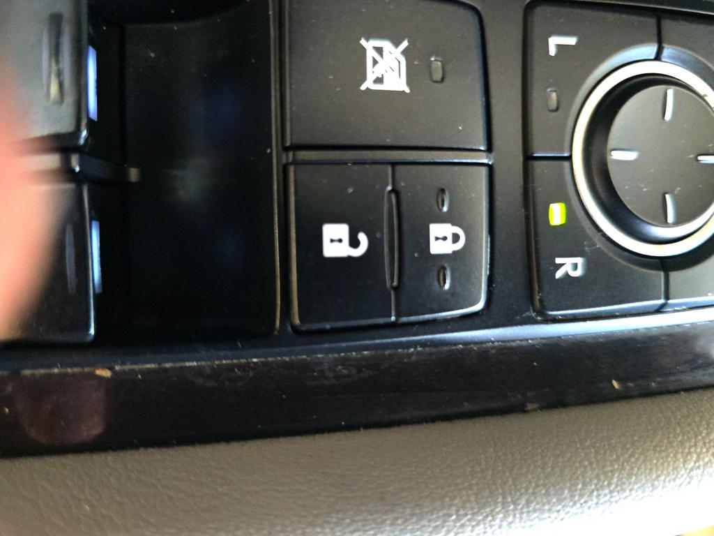 2014 Lexus RX - $17,995