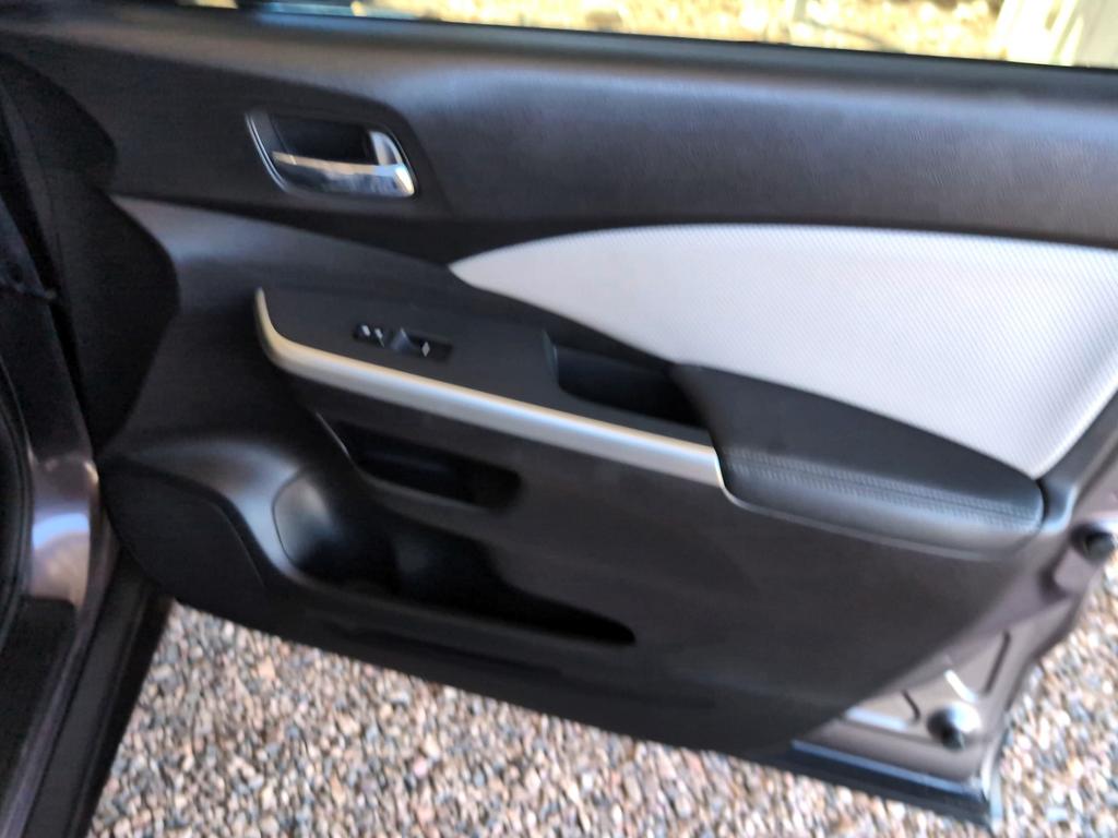 2015 Honda CR-V - $21,995