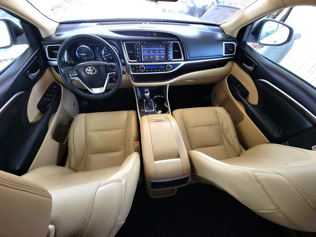 2014 Toyota Highlander Limited photo