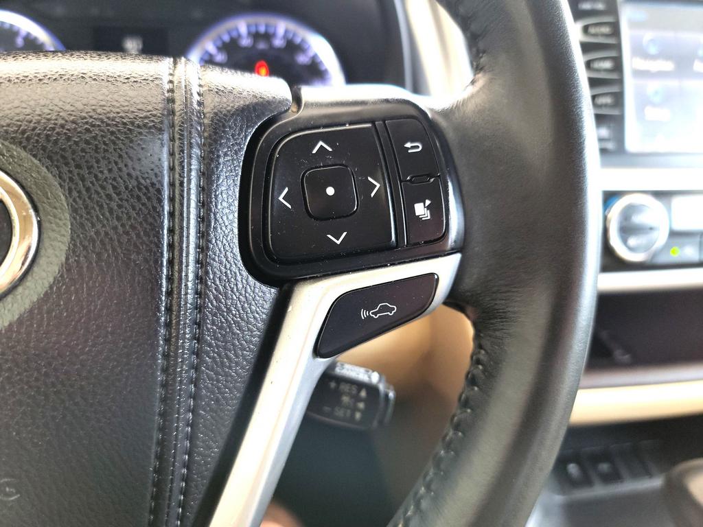 2014 Toyota Highlander Limited photo