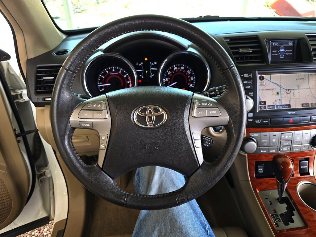 2008 Toyota Highlander Limited photo