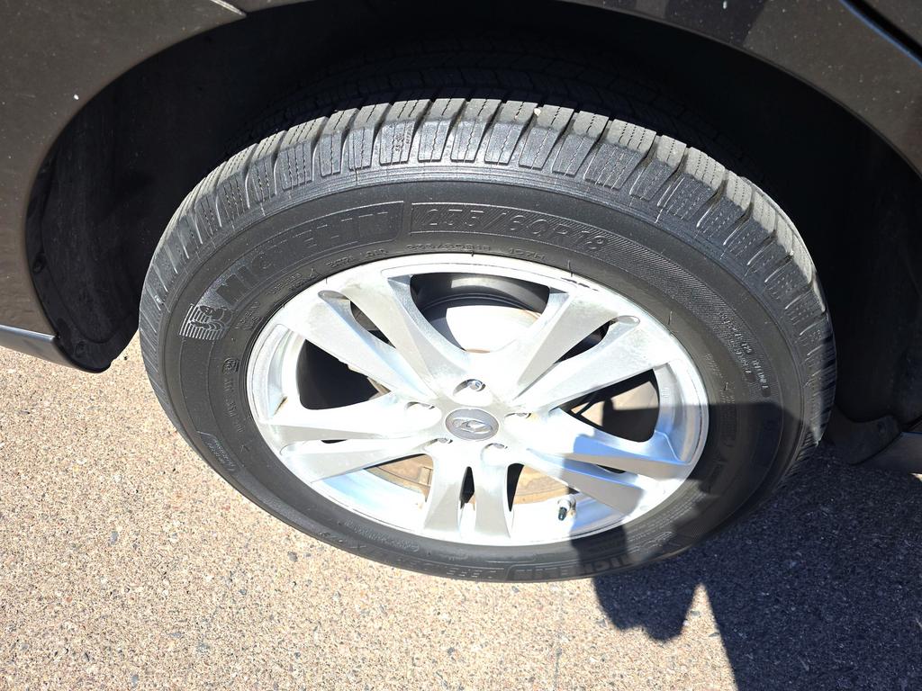 2011 Hyundai Santa Fe - $11,995