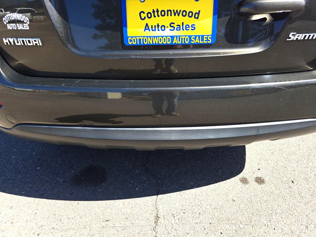 2011 Hyundai Santa Fe - $11,995