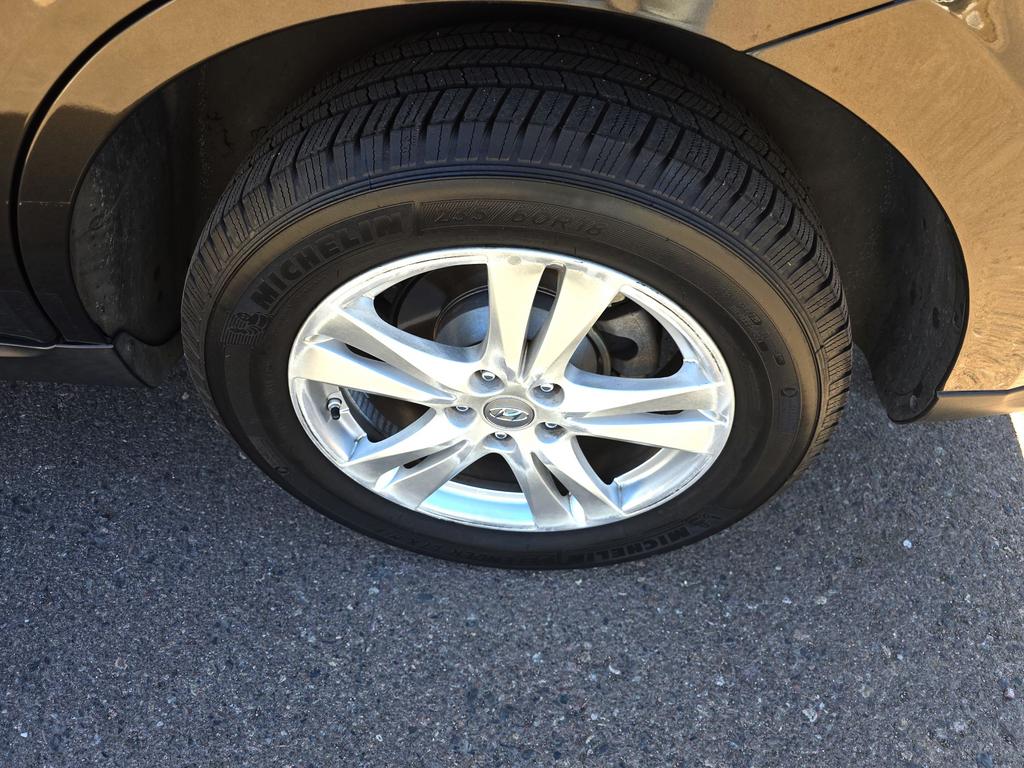 2011 Hyundai Santa Fe - $11,995