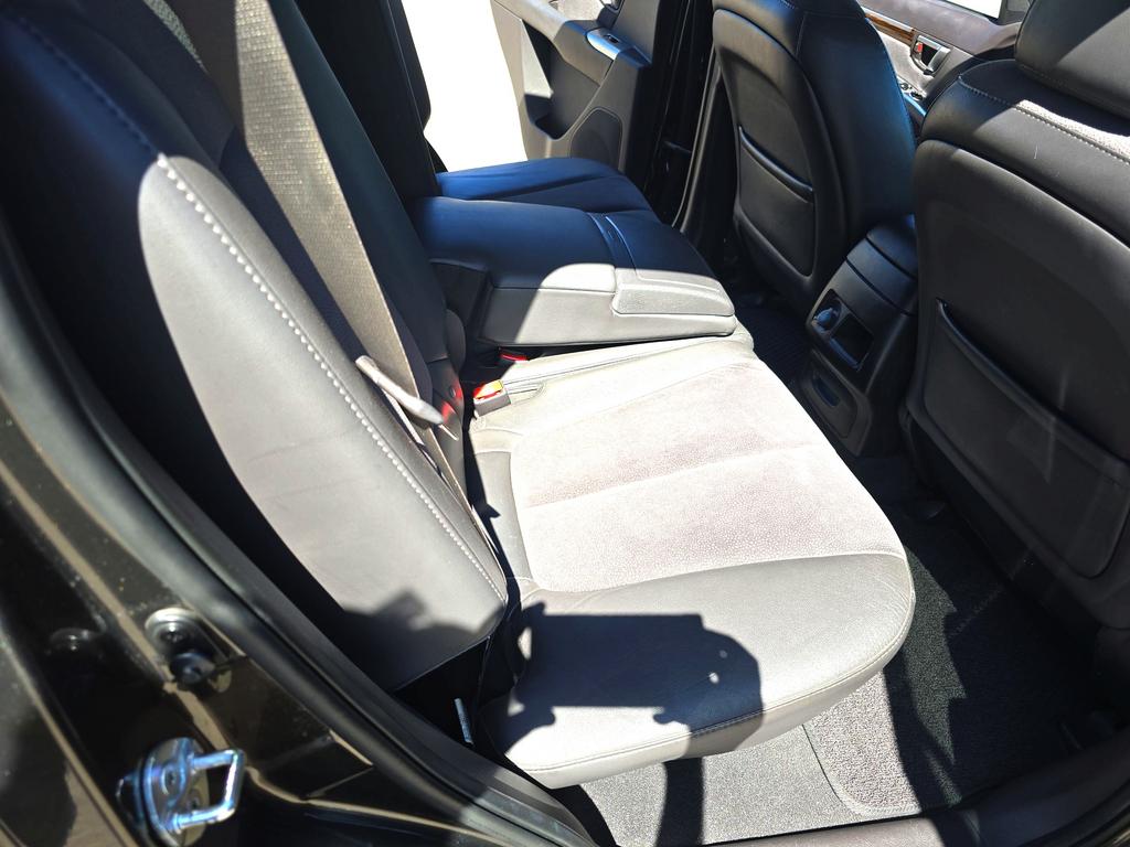 2011 Hyundai Santa Fe - $11,995