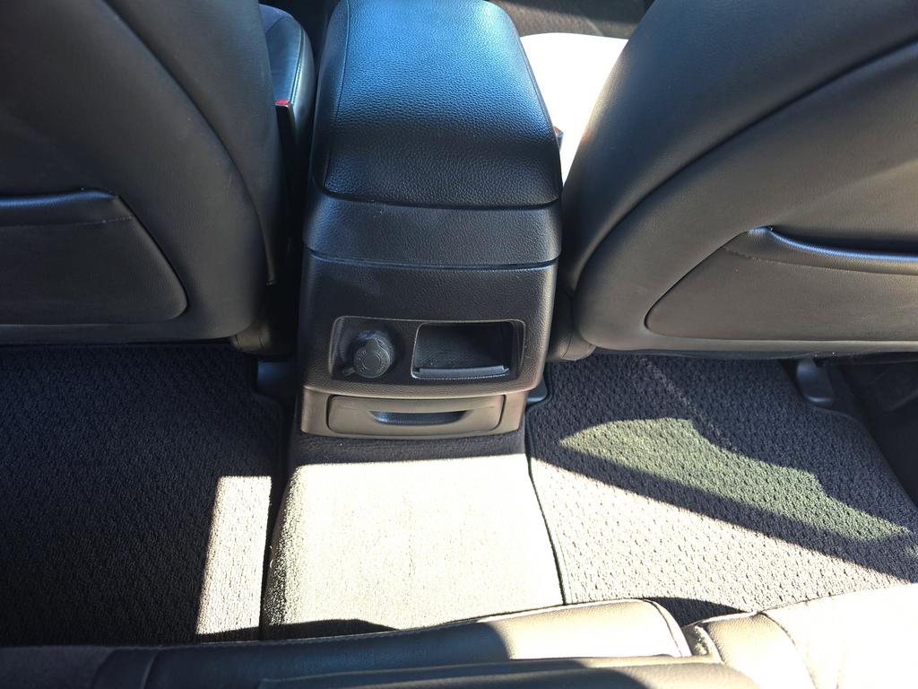 2011 Hyundai Santa Fe - $11,995