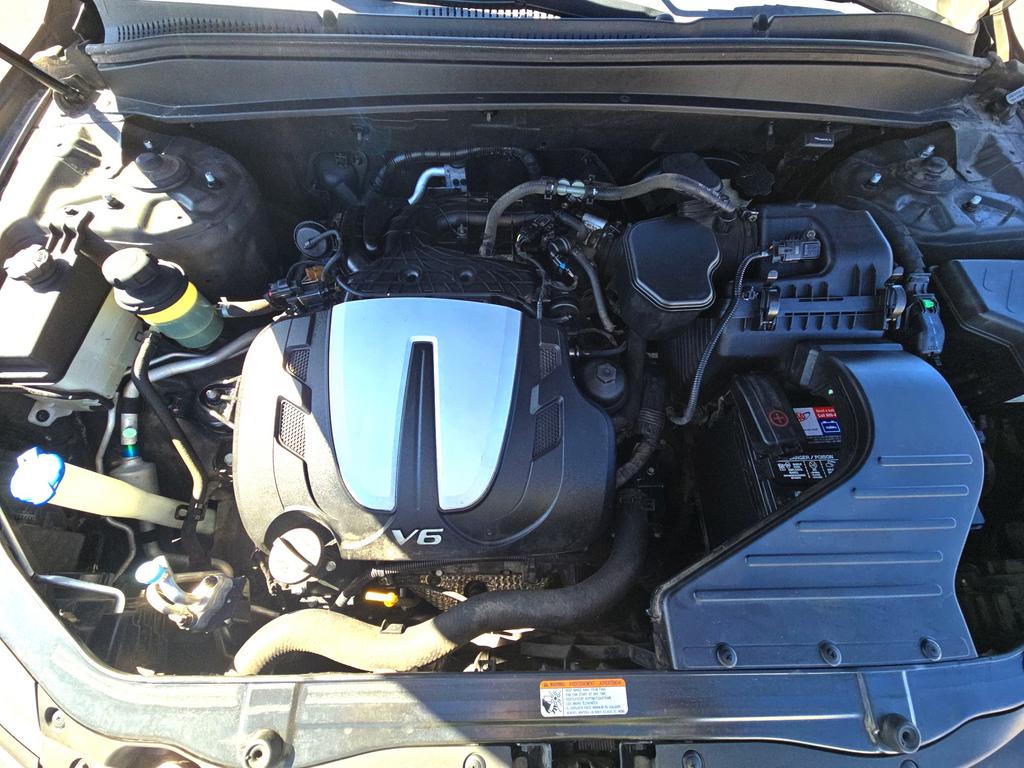 2011 Hyundai Santa Fe - $11,995