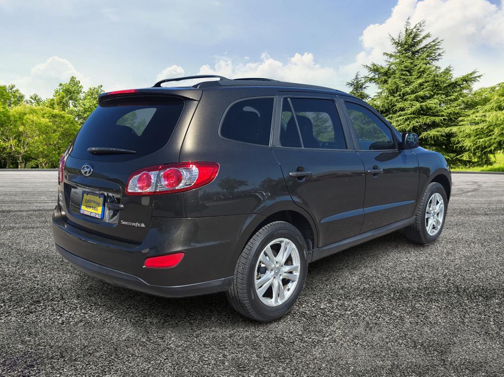 2011 Hyundai Santa Fe - $11,995
