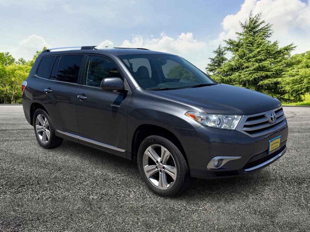 2011 Toyota Highlander - $19,995