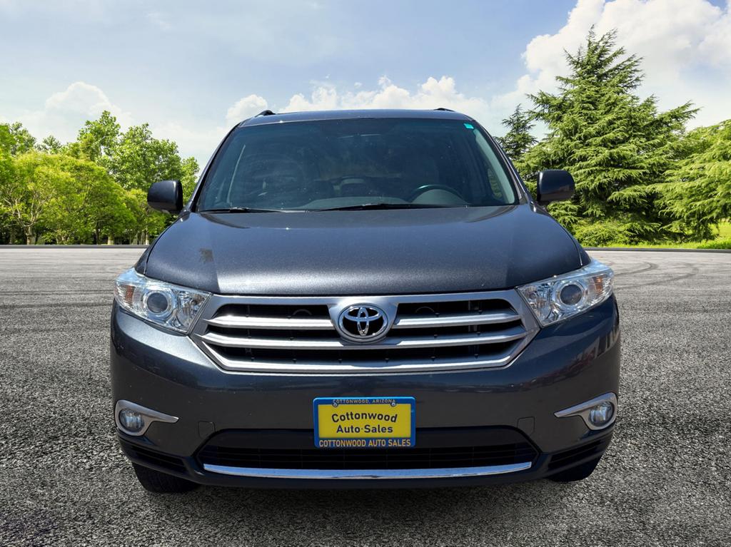 2011 Toyota Highlander - $19,995