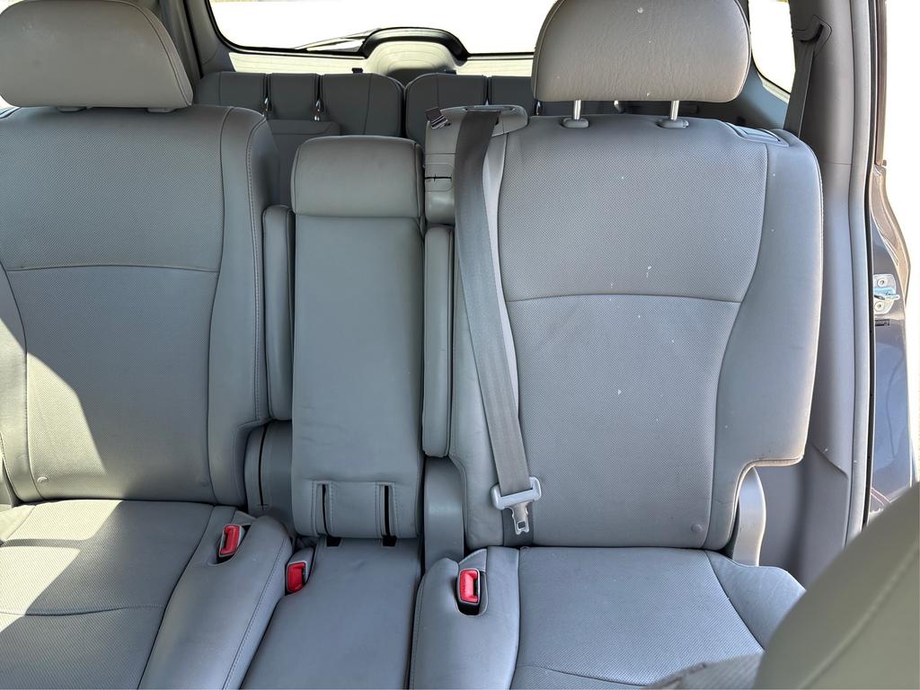 2011 Toyota Highlander - $19,995