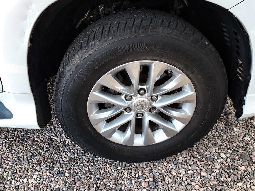 2015 Lexus GX - $27,995