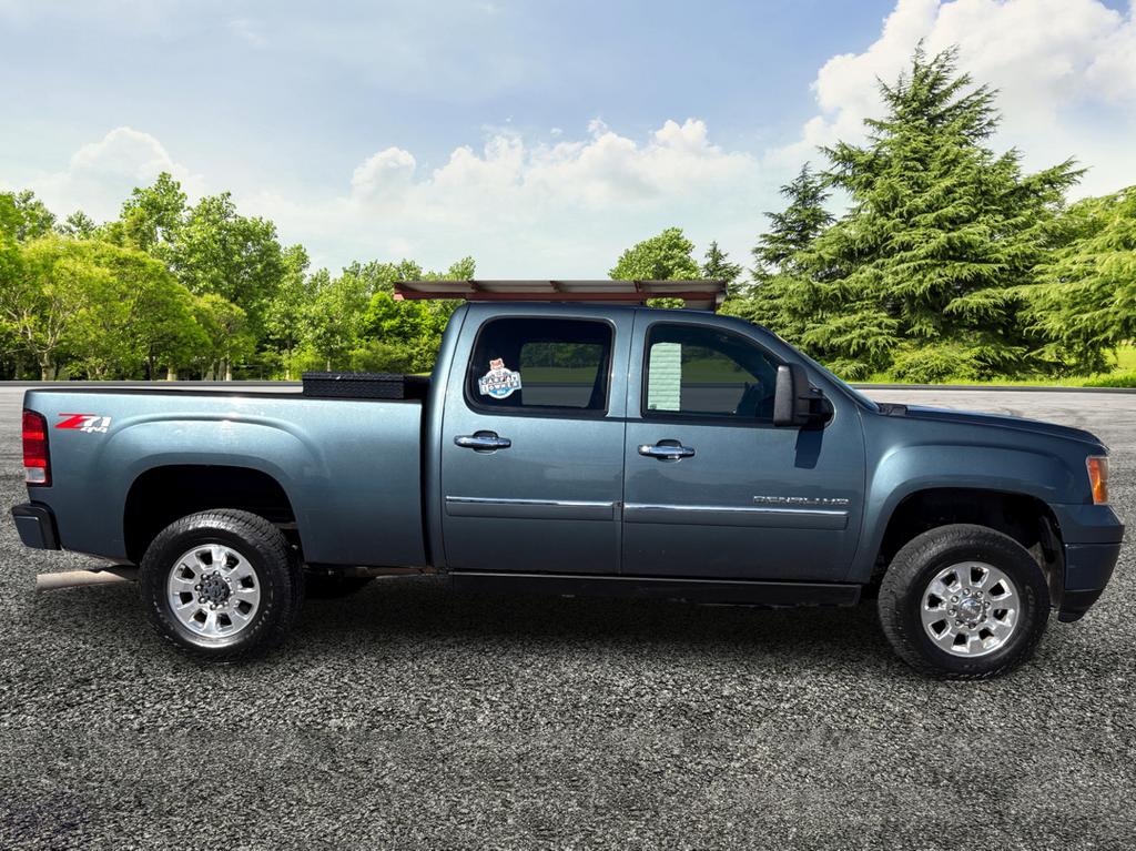 2011 GMC Sierra - $31,995